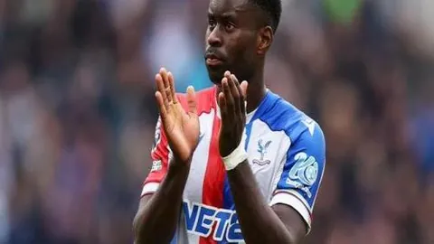 冬日唤醒活力：健康运动小技巧，摆脱冬日慵懒生活