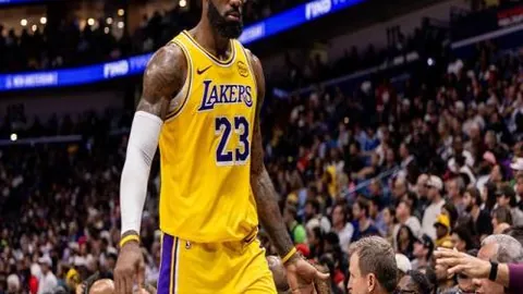 马德里德比再燃烽火！竞技3-1逆袭马德里，莫拉塔梅开二度马竞称霸