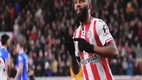 中途换帅后两队战绩分析：曼联场均积分提升，AC米兰场均积分下降